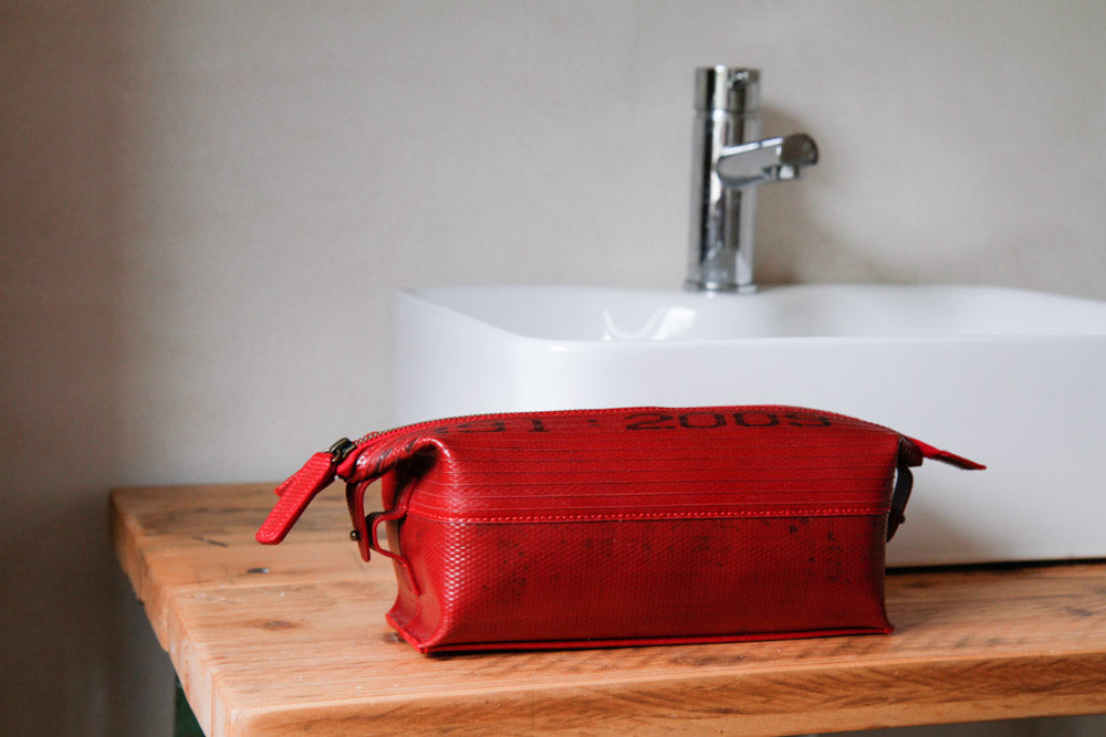 Vegan Leather Washbag