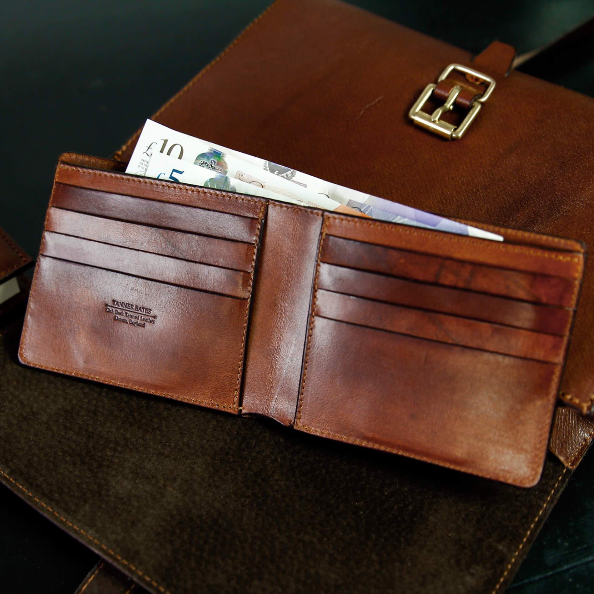 Tanner Bates - Cut Edge Billfold Wallet - Buy Me Once UK