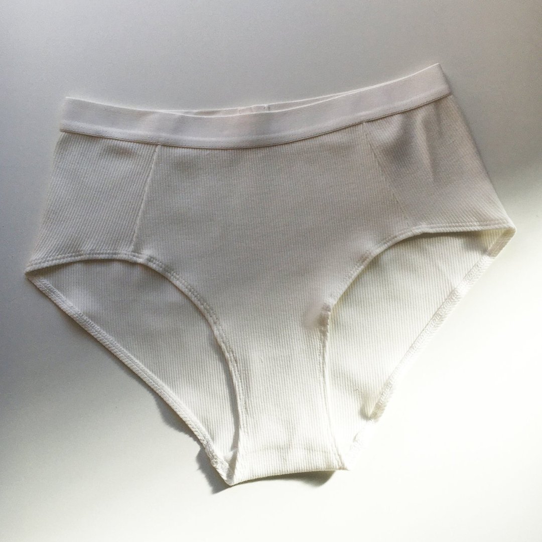 Elliot Organics - Ribbed Organic Cotton Gym Knicker - Buy Me Once UK