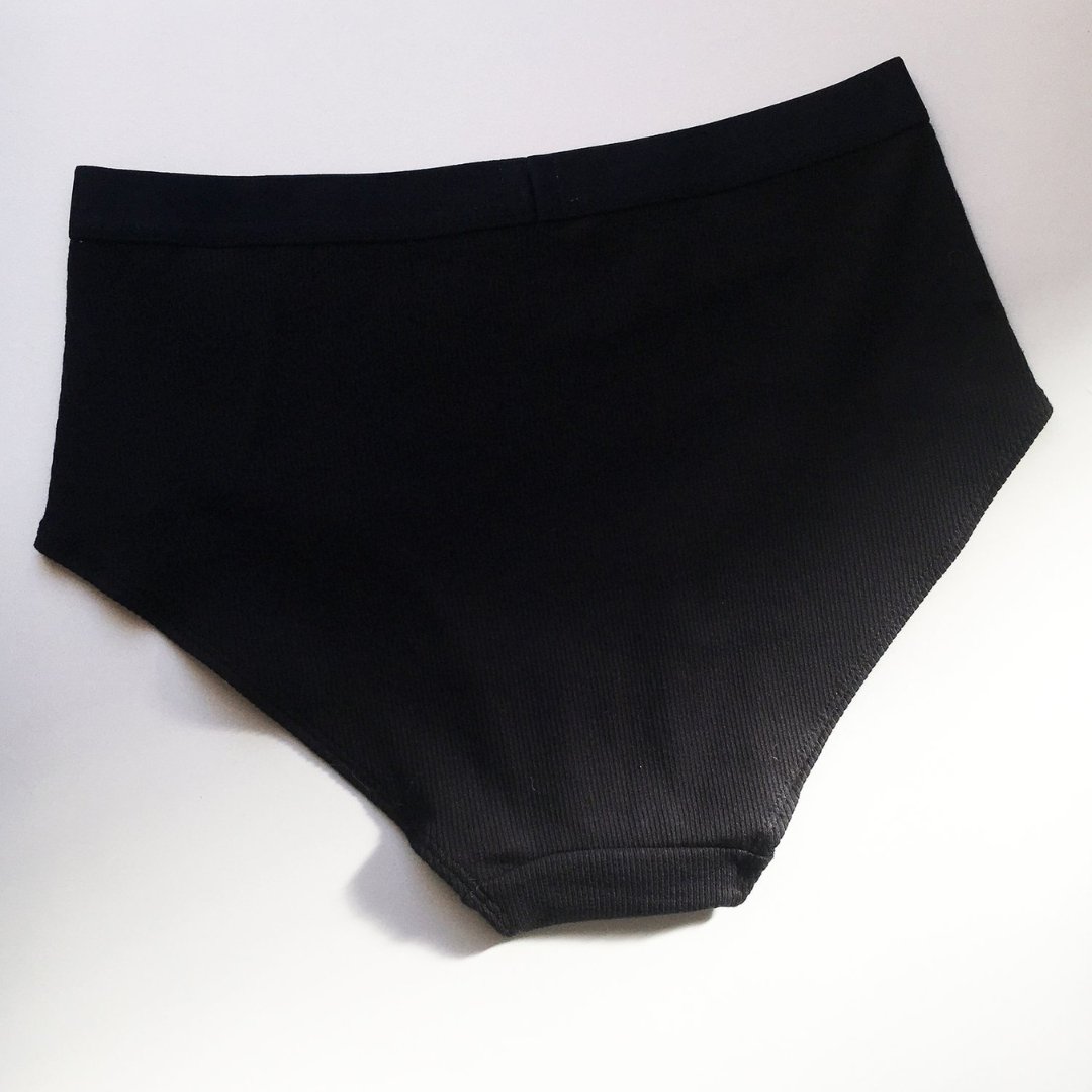 Elliot Organics - Ribbed Organic Cotton Gym Knicker - Buy Me Once UK